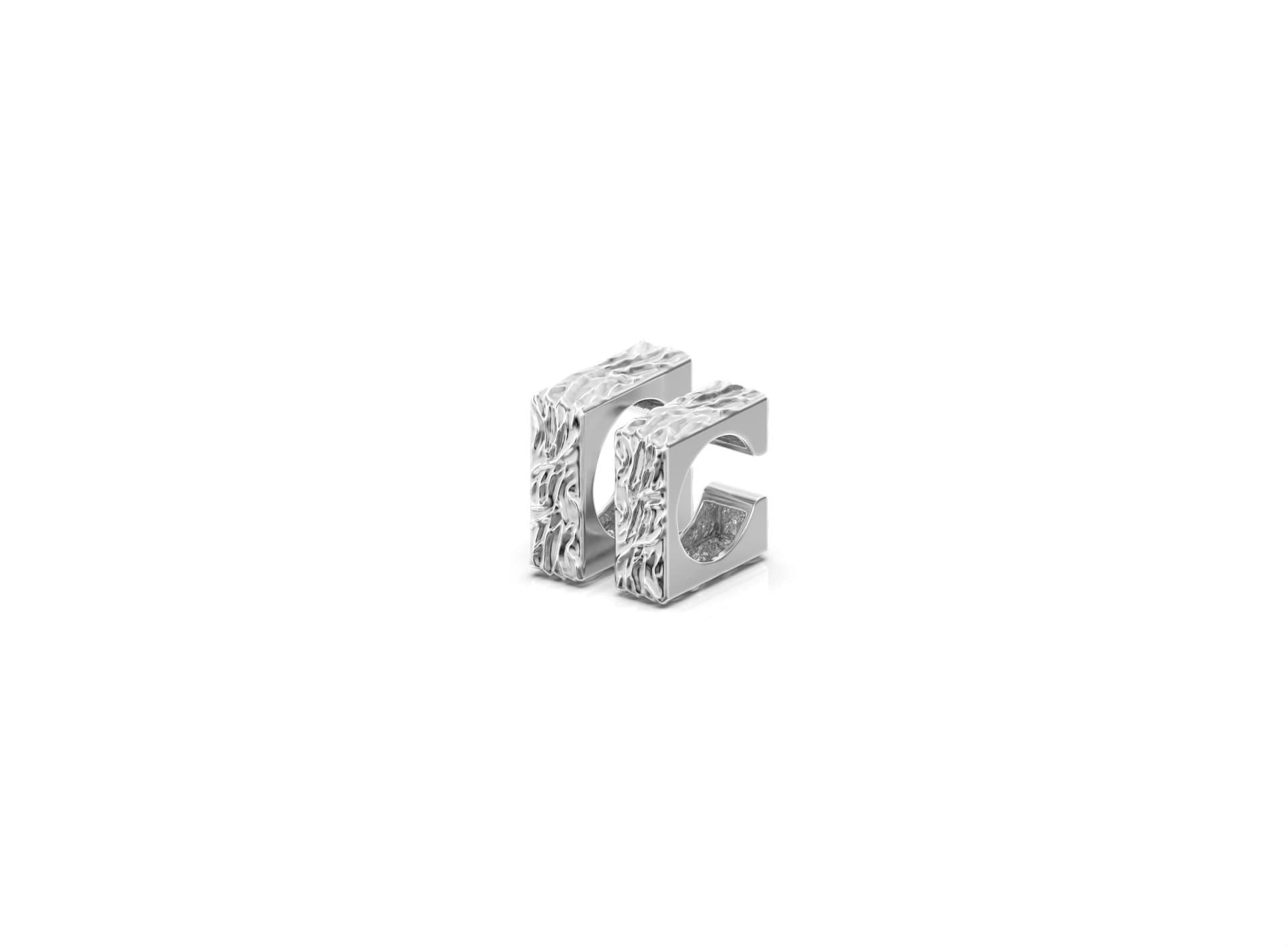 flaws cuff set
