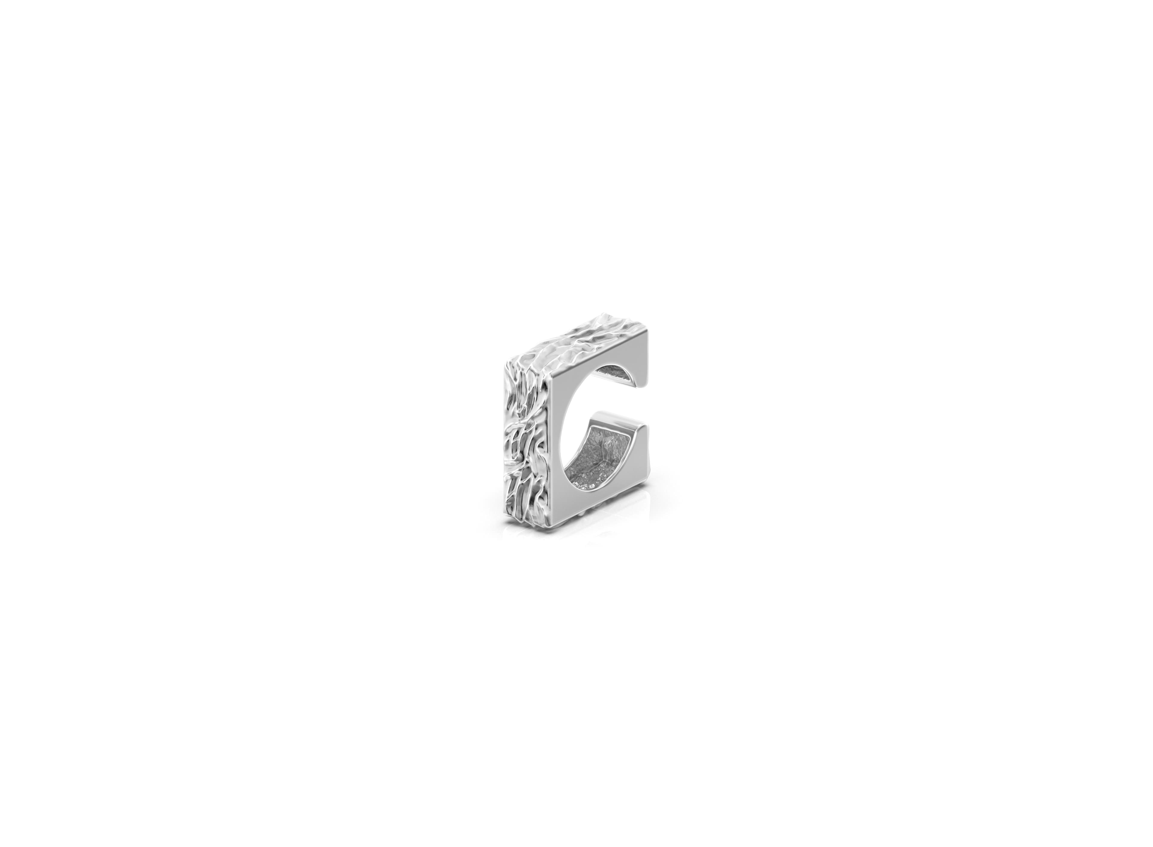 flaws cuff
