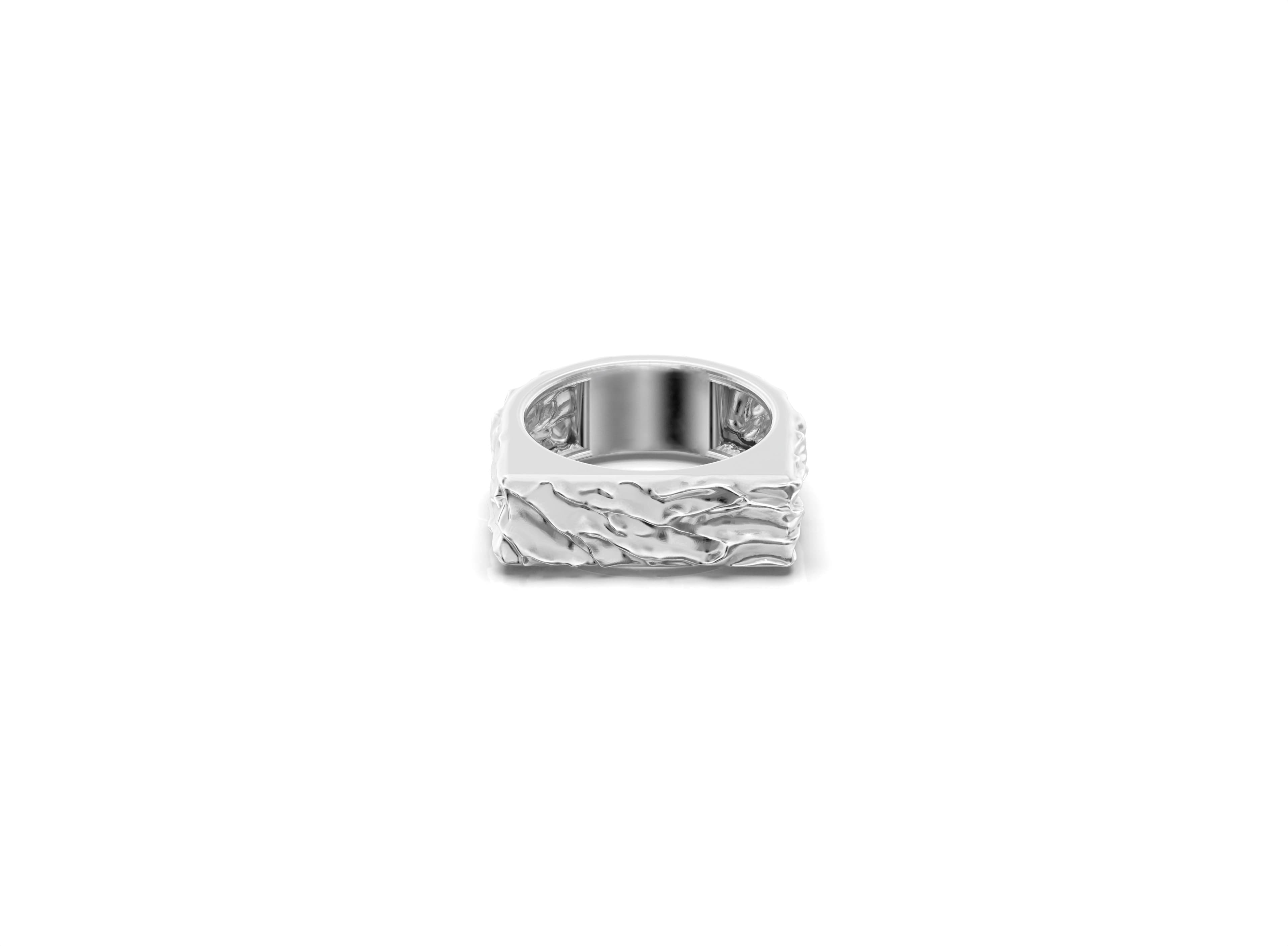 flaws ring