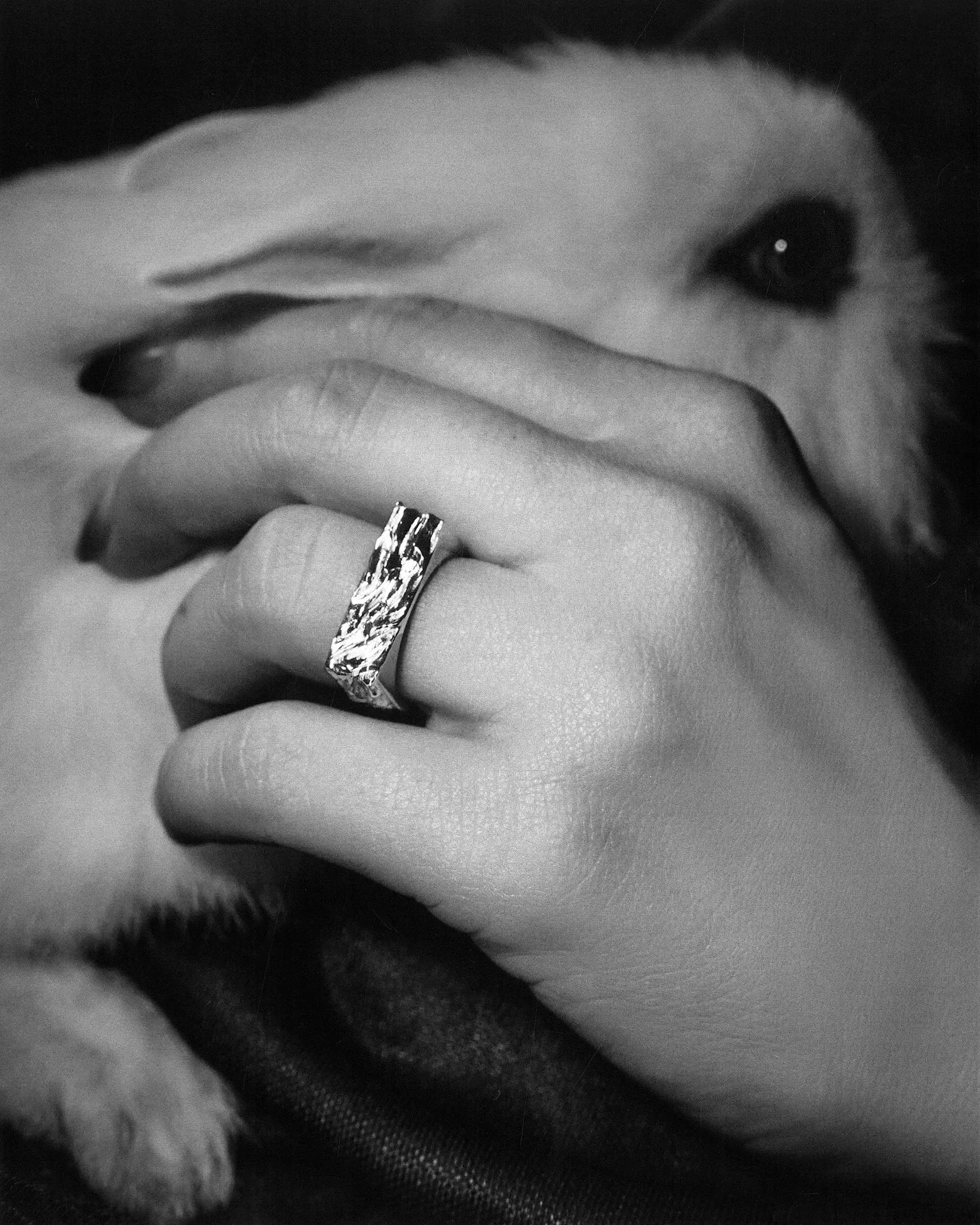 flaws ring